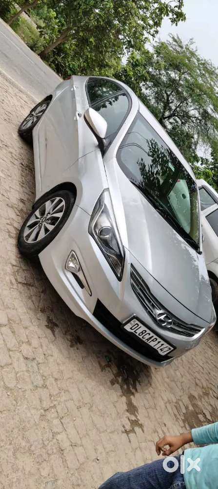 Hyundai Verna 2016