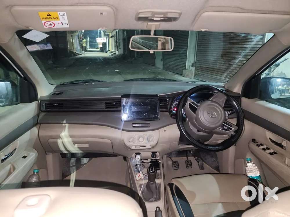 Toyota Rumion 2025 Petrol Well Maintained With Service Record