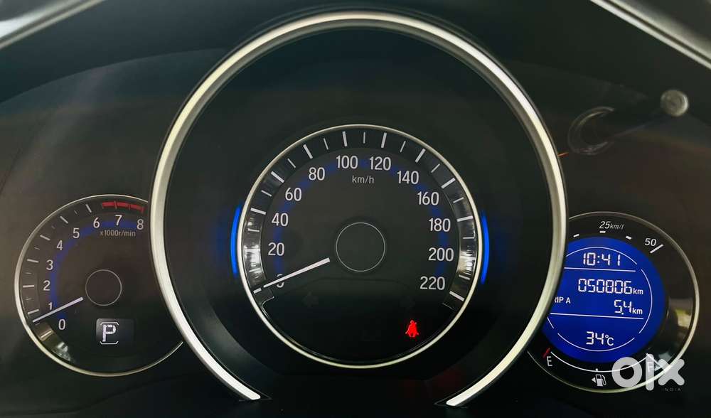 Honda Jazz V Cvt, 2019, Petrol