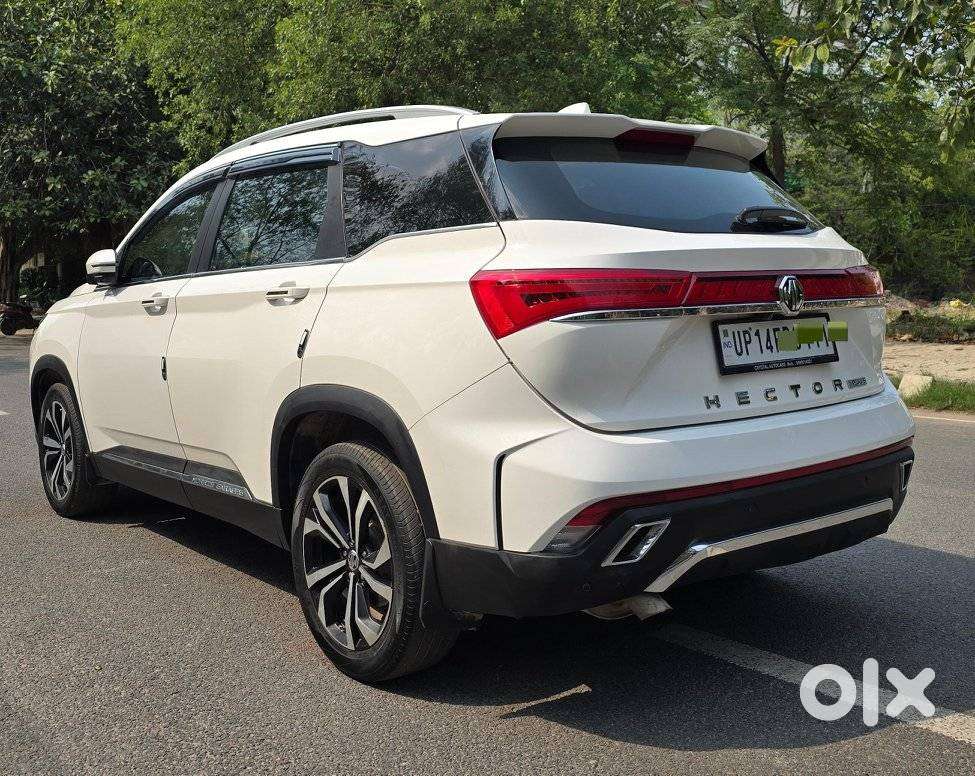 Mg Hector Plus Sharp Pro 1.5 Turbo Petrol Mt 6 Str, 2023, Petrol