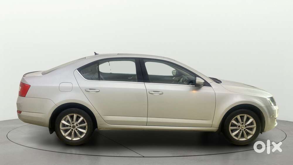 Skoda Octavia 1.8 Tsi Style Plus At, 2016, Petrol