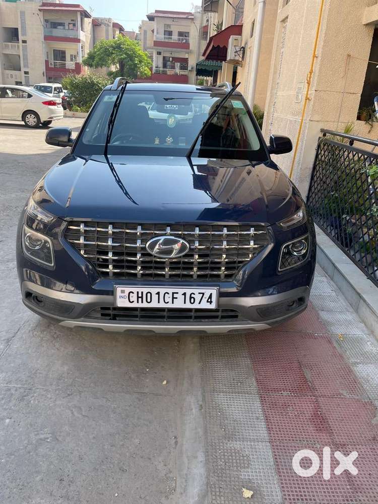 Hyundai Petrol Manual 2021