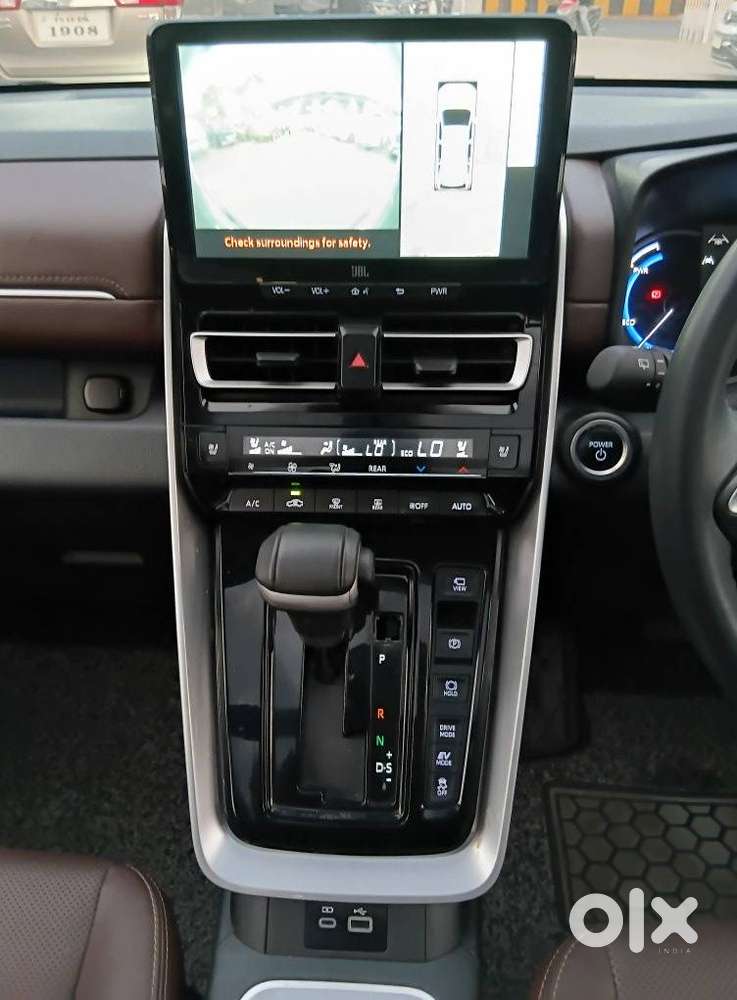 Toyota Innova Hycross 2.0 Zx Hybrid 7 Str, 2023, Petrol