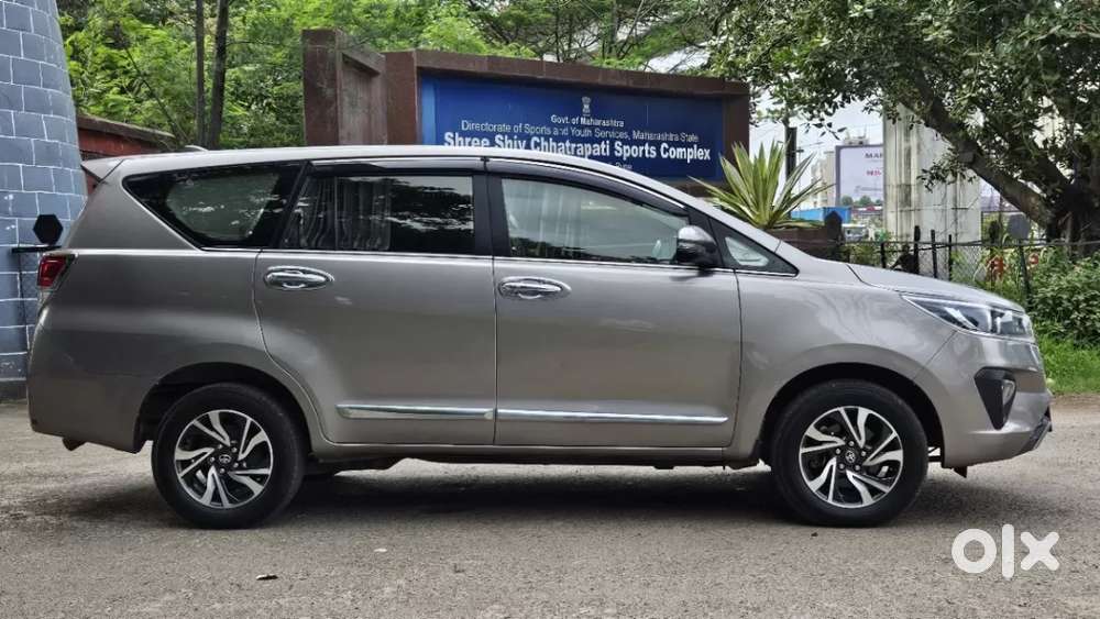 Toyota Innova Crysta [2020-ongoing] 2.4 Vx 8 Str, 2021, Diesel