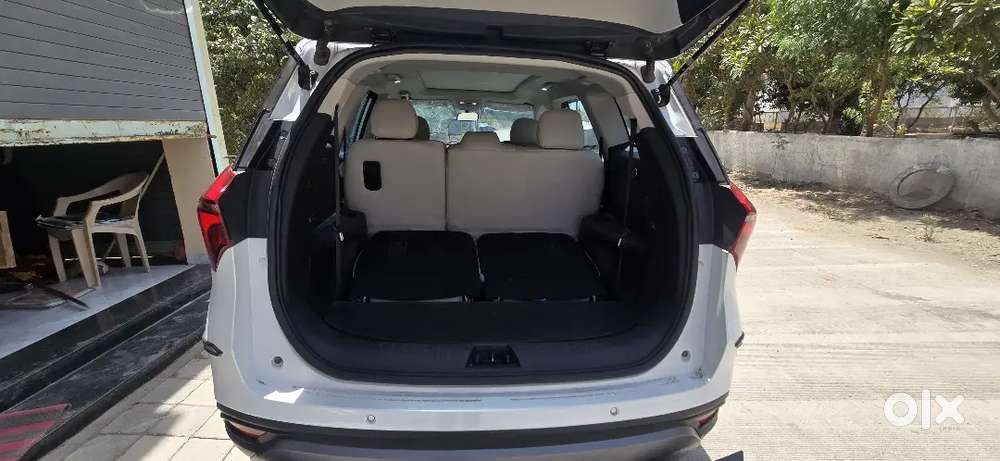 Mahindra Xuv700 2025 Diesel 17000 Km Driven