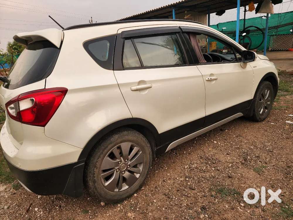 Maruti Suzuki S-cross 2016 Diesel 100000 Km Driven