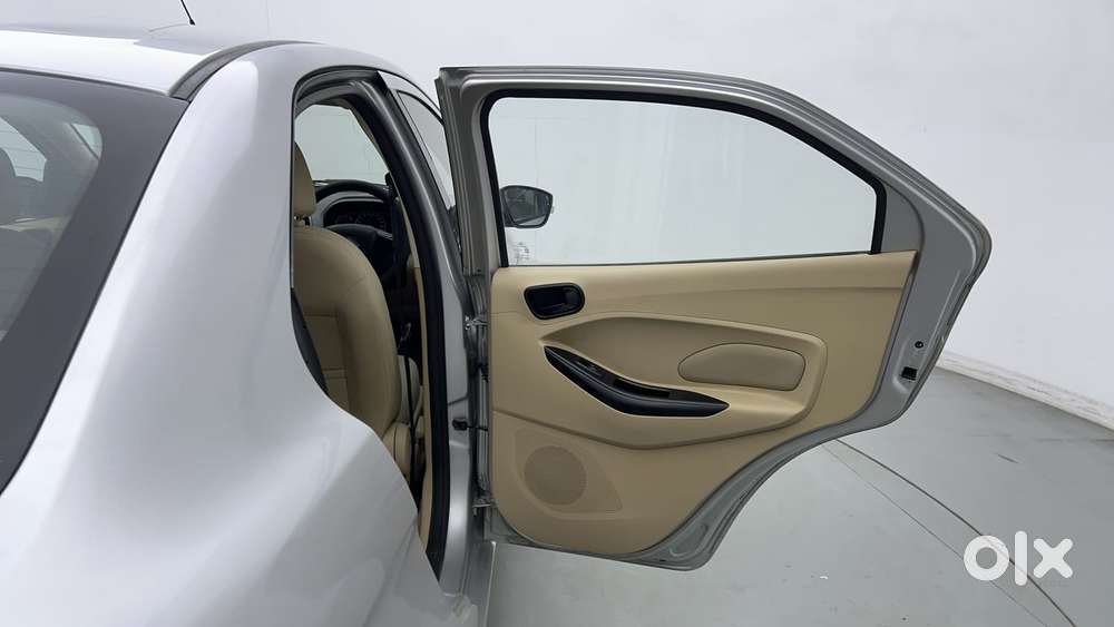 Ford Figo Aspire Titanium, 2017, Petrol