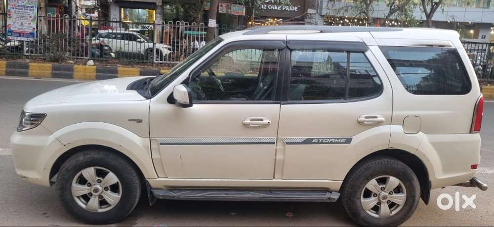 Tata Safari Storme 2018 Diesel Only 70850km Driven With Service Record