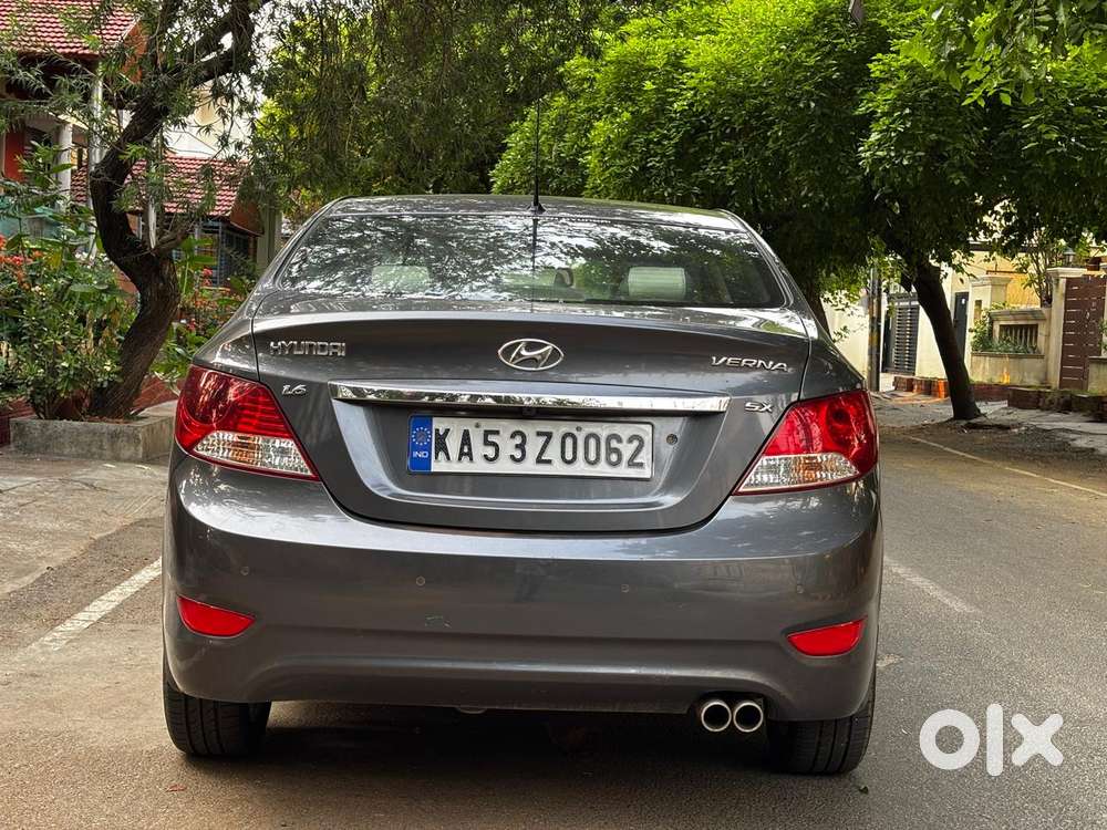 Hyundai Fluidic Verna 1.6 Vtvt Sx, 2011, Petrol