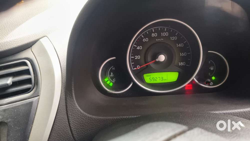 Hyundai Eon Magna +, 2012