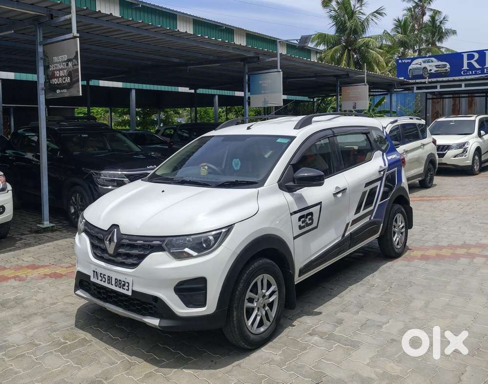 Renault Triber Rxt, 2023, Petrol