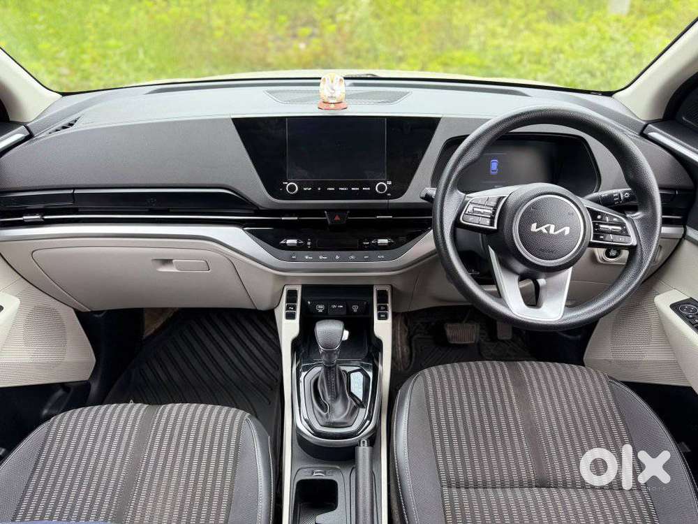 Kia Carens 1.4 Prestige Plus Turbo Dct 7 Str, 2022, Petrol