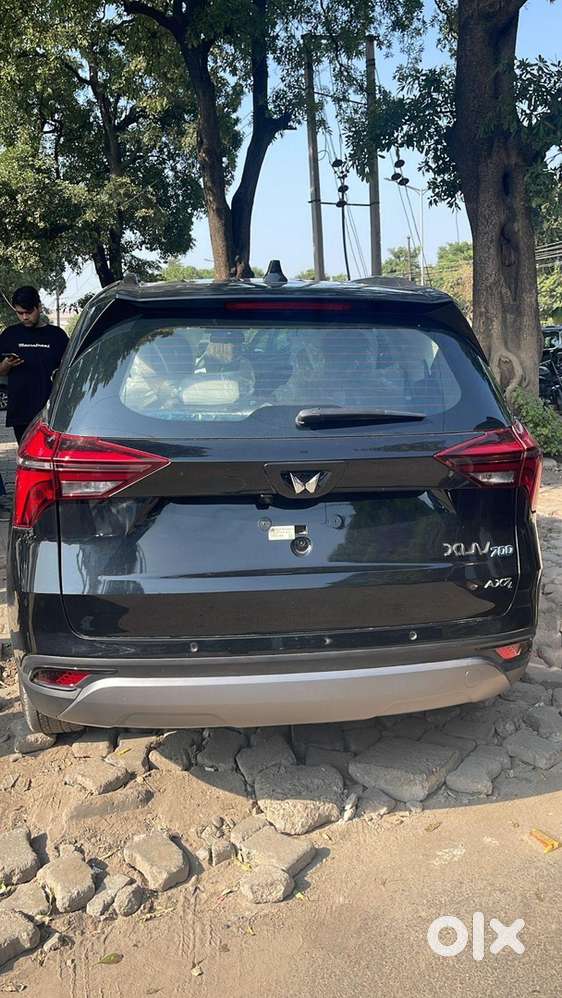 Mahindra Xuv700 Ax7l 2025 Reg Petrol