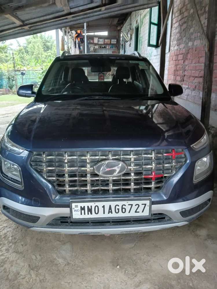 Hyundai Venue 2022 Petrol 45000 Km Driven