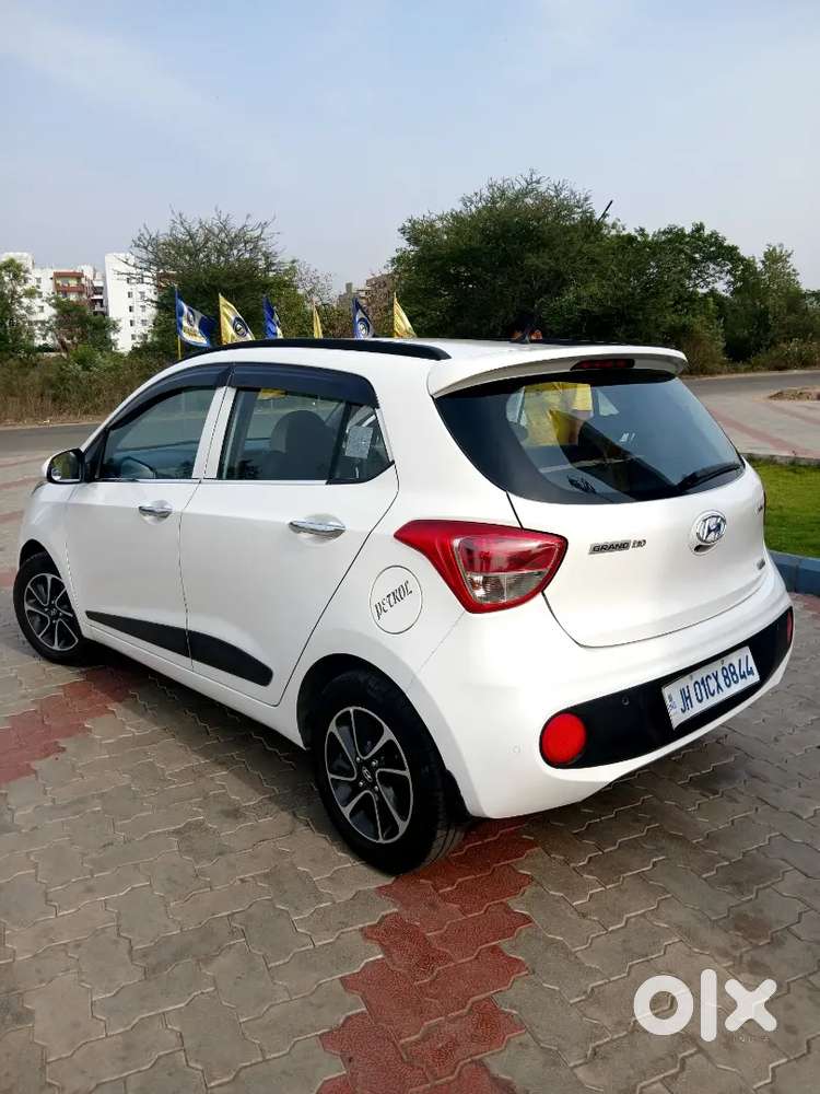 Hundai Grand I10 Asta Well Maintained 40000km 1st Owner