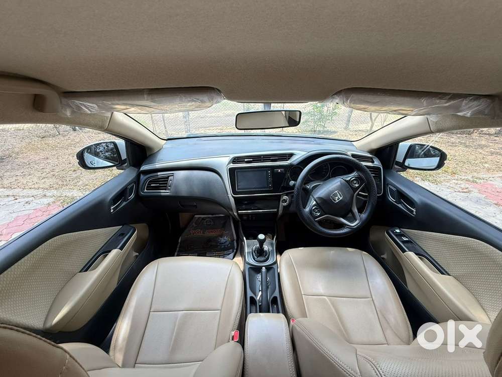 Honda City V Mt Exclusive 2022