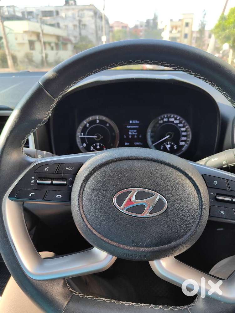Hyundai Venue 2021 Diesel 16500 Km Driven