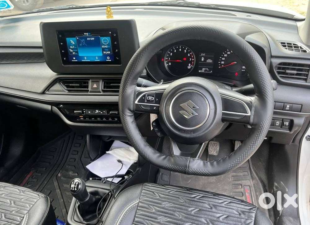 Maruti Suzuki Swift 1.2 Vxi (o), 2024, Petrol