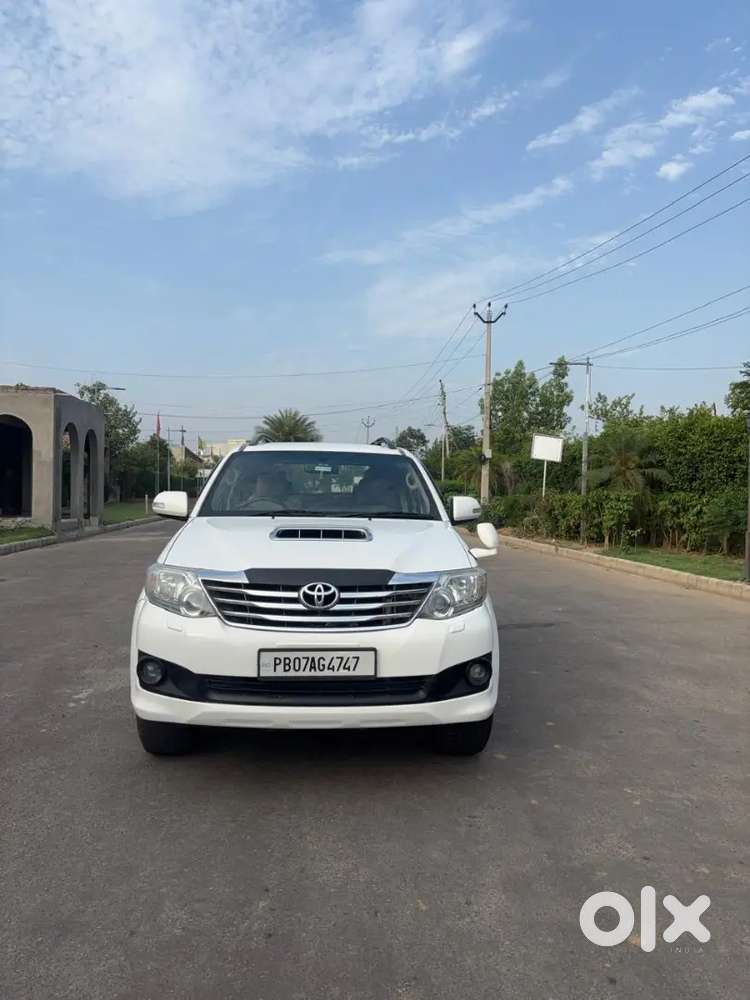 Toyota Fortuner Diesel 2012