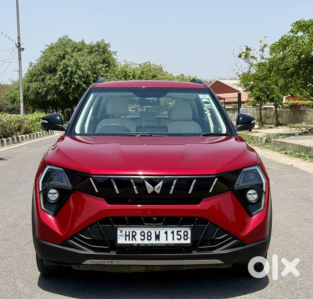 Mahindra Xuv 3xo Ax5 Pm At, 2025, Petrol