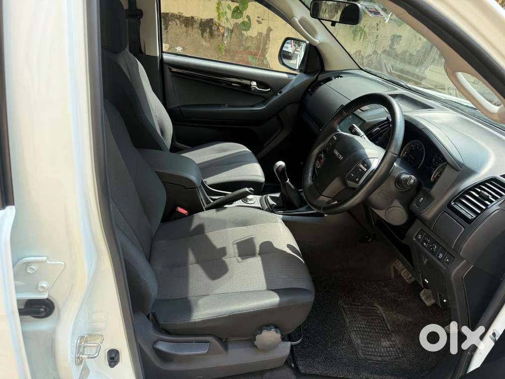 Isuzu D-max V-cross 4x4, 2025, Diesel