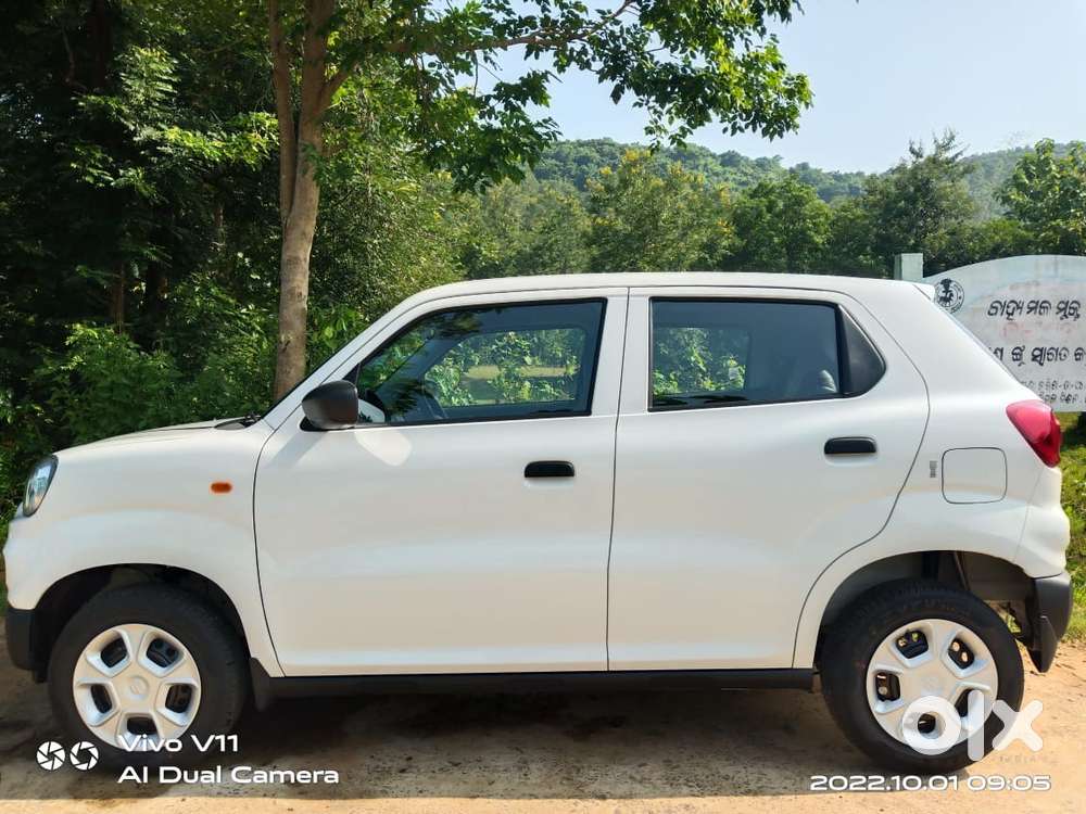 Maruti Suzuki S-presso Vxi, 2022, Petrol