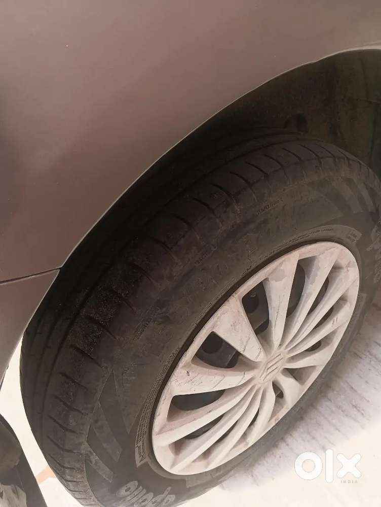 Maruti Suzuki Swift 2016 Petrol 82700 Km Driven 1st Owner