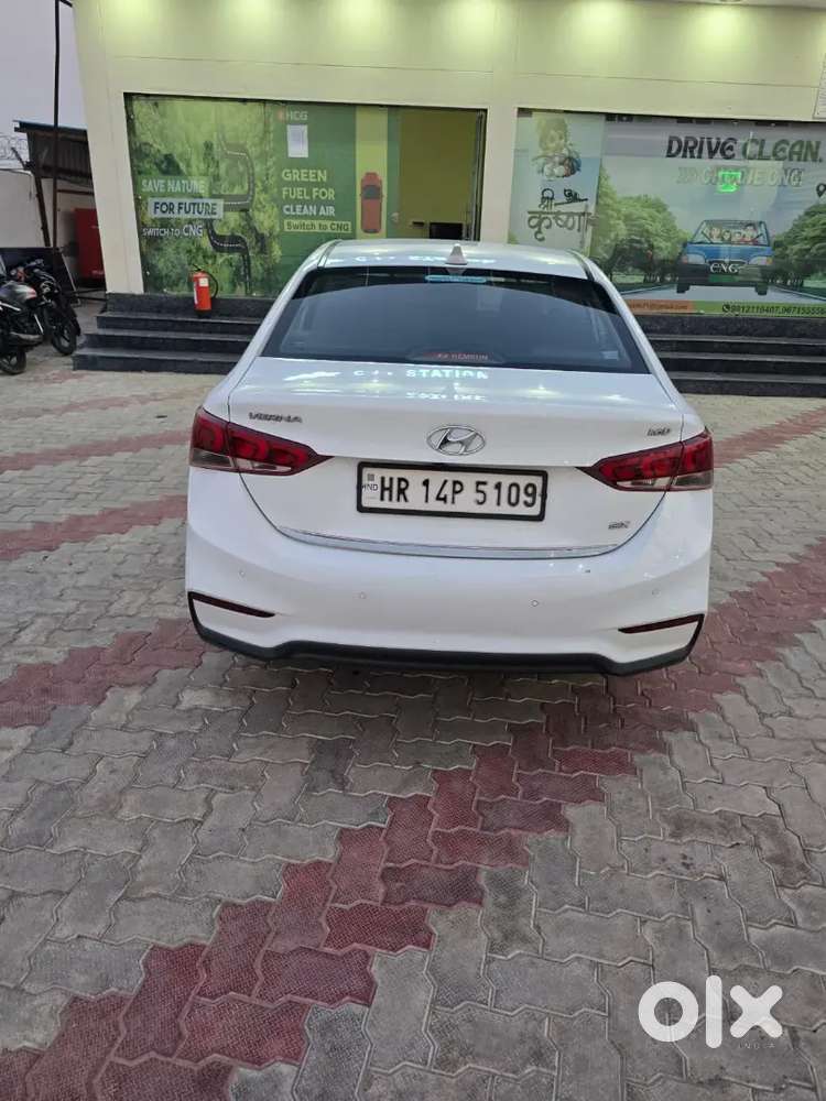 Hyndai Verna Top Model 2018. Excellent Condition. 1st Owner .