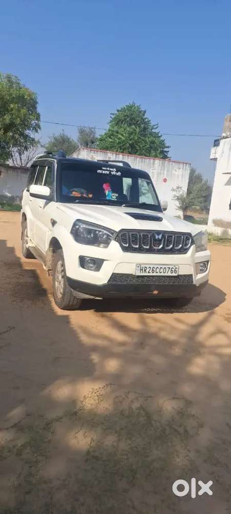 Mahindra Scorpio Classic 2013 Diesel 170000 Km Driven