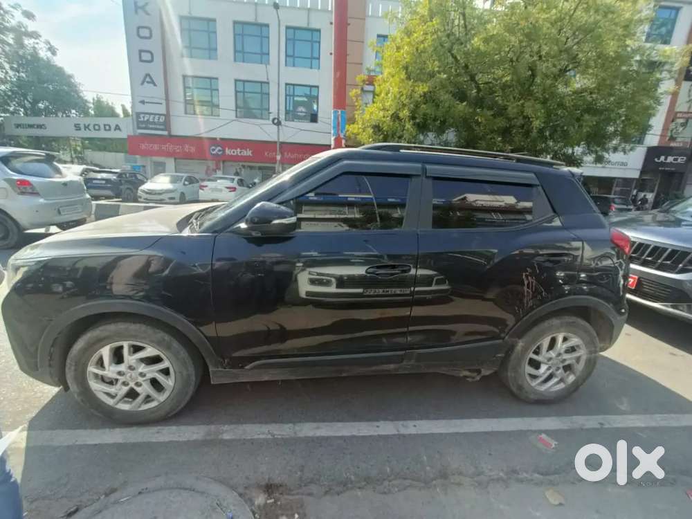 Mahindra Xuv300 2022 Petrol Well Maintained