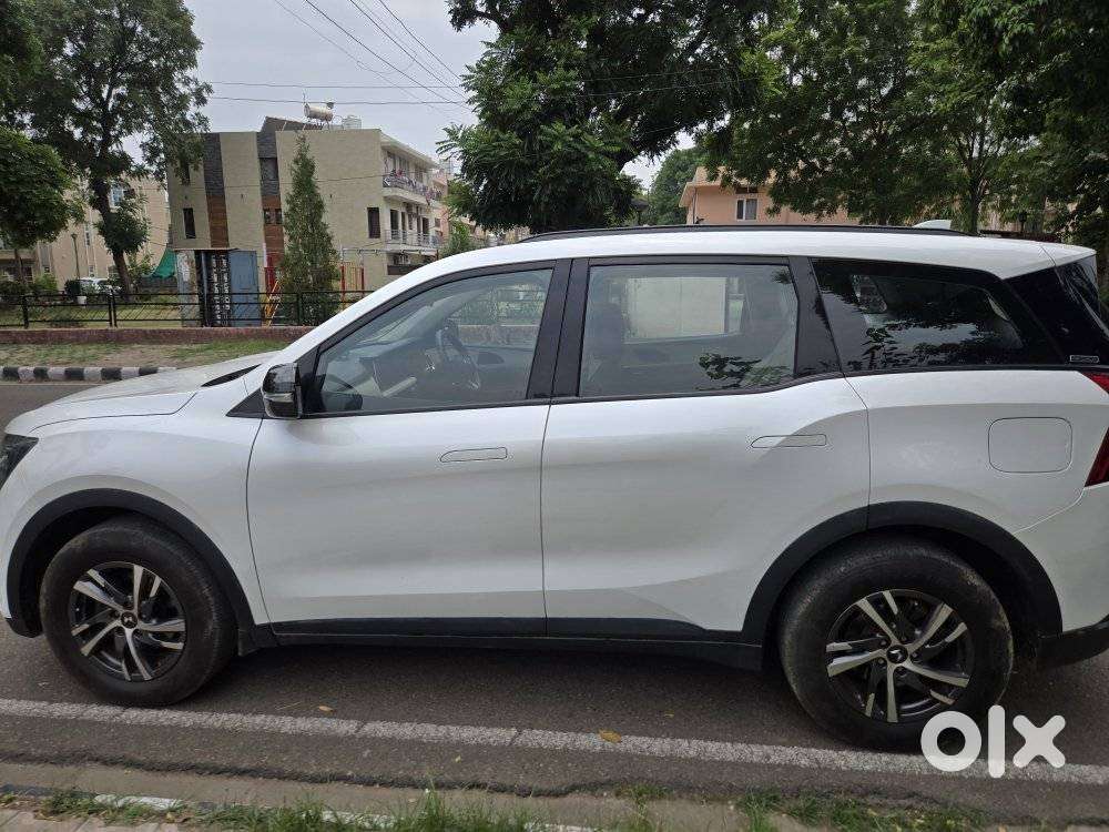Mahindra Xuv700 2.2 Ax 5 Diesel Mt 7 Str, 2023, Diesel