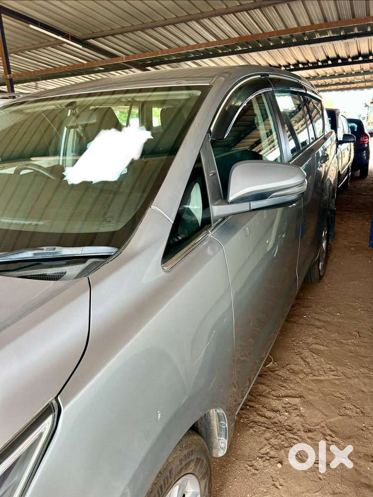 Toyota Innova Crysta 2019