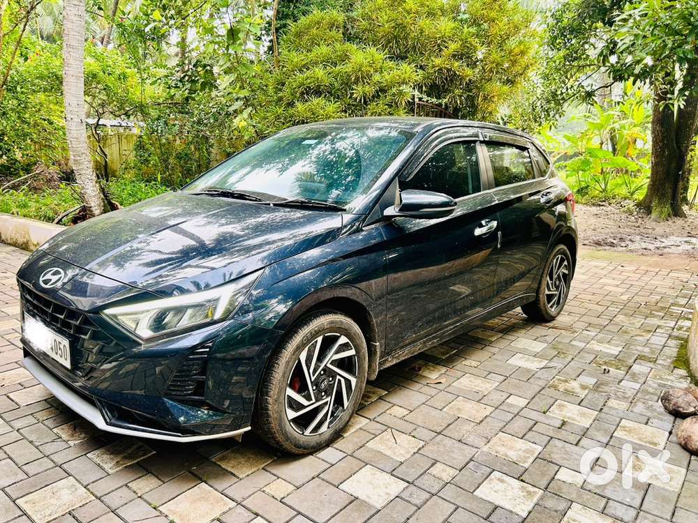 2024 Hyundai I20 Asta Ivt Automatic L Extended Warranty Till 2029