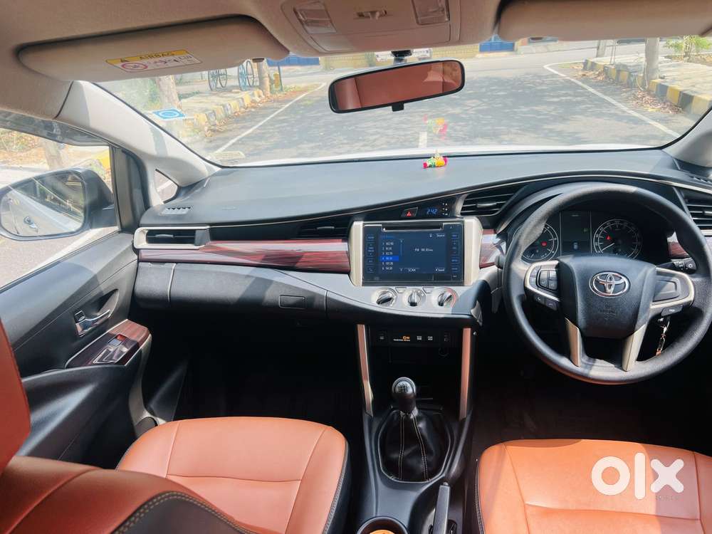 Toyota Innova Crysta 2.7 Gx Mt, 2019, Diesel