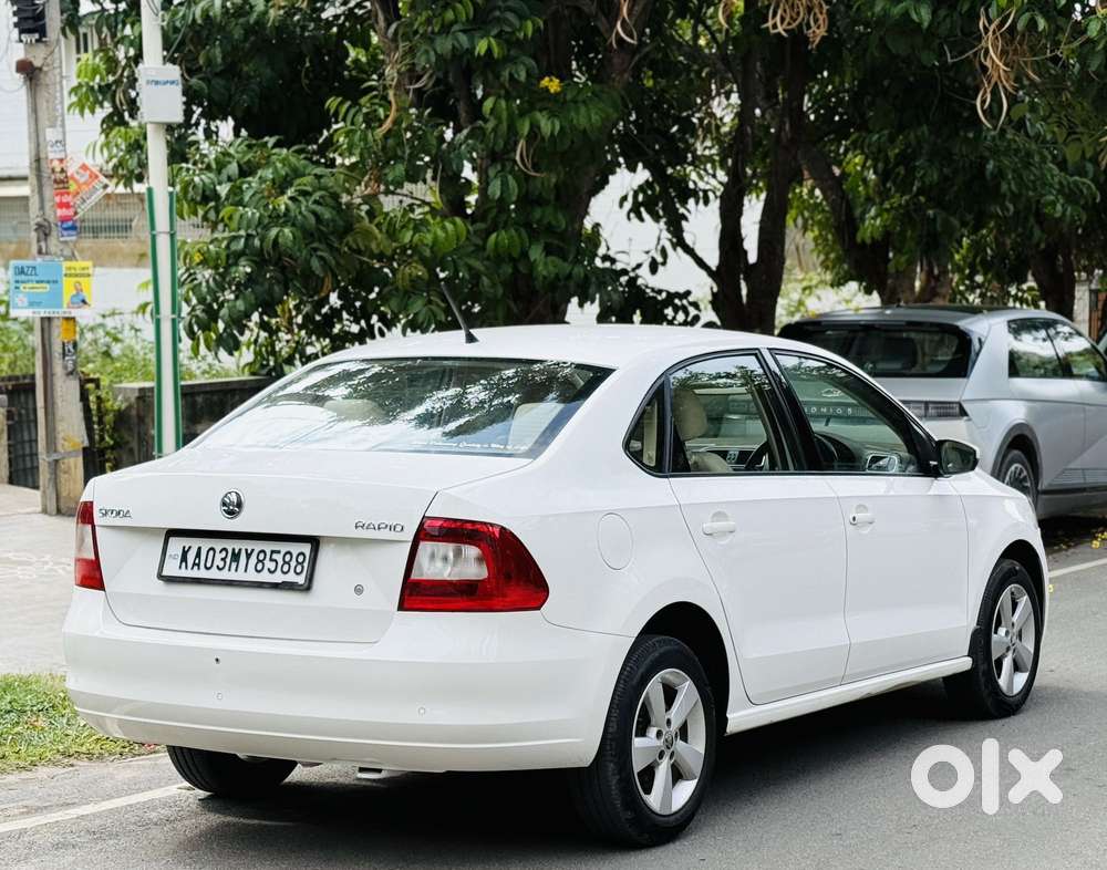 Skoda Rapid 1.6 Mpi Style, 2016, Petrol