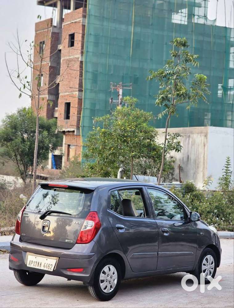 Hyundai I10 Sportz At, 2011, Petrol