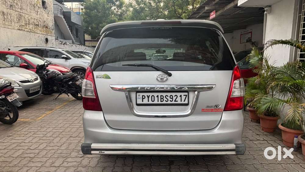 Toyota Innova 2.5 Vx 8 Str Bs-iii, 2012, Diesel