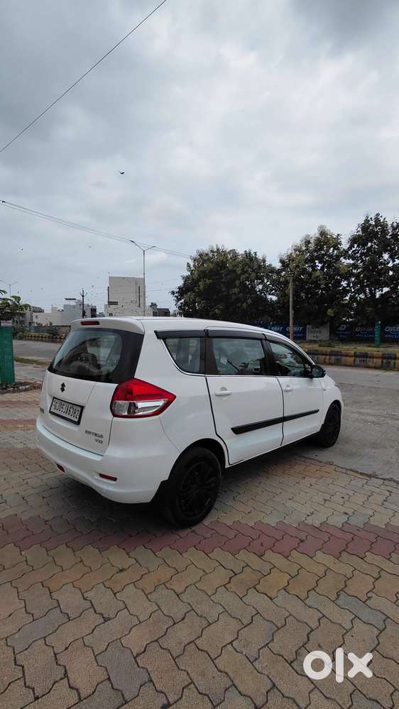 Maruti Suzuki Ertiga Vxi Abs, 2012, Cng & Hybrids