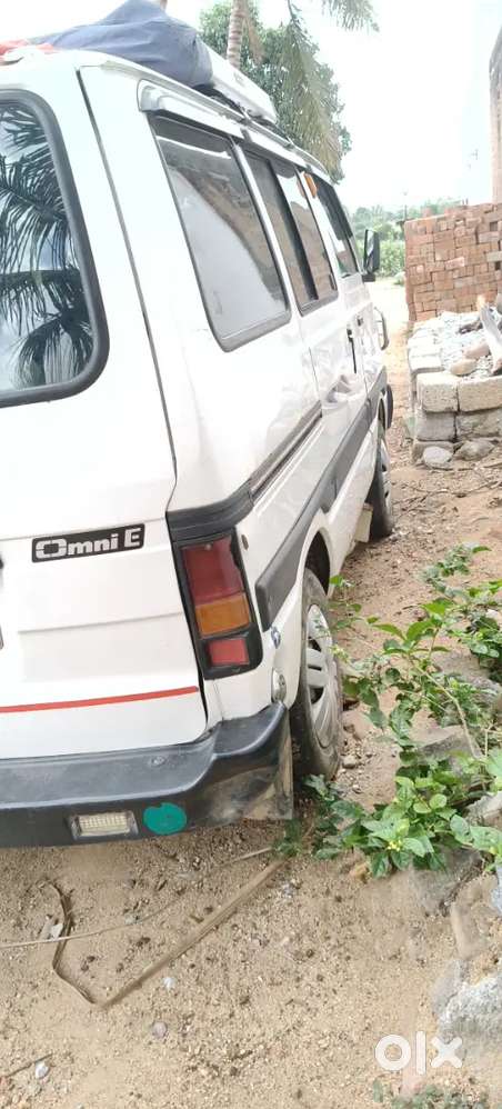 Maruti Suzuki Omni 2017 Petrol 52000 Km Driven
