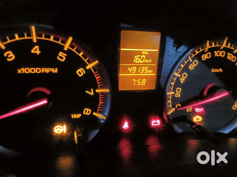 Maruti Suzuki Swift 2016 Petrol 49135 Km Driven