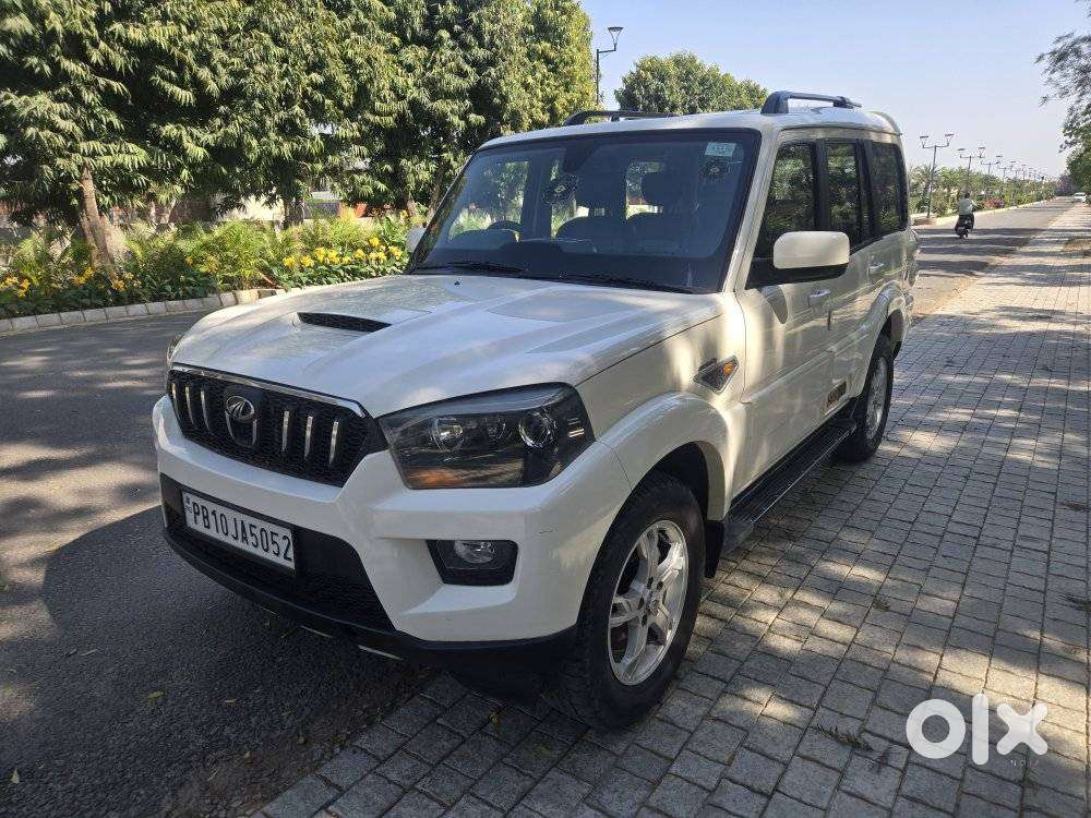 Mahindra Scorpio S10, 2017, Diesel
