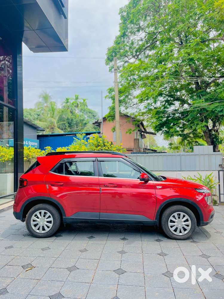 Hyundai Venue E, 2019, Petrol