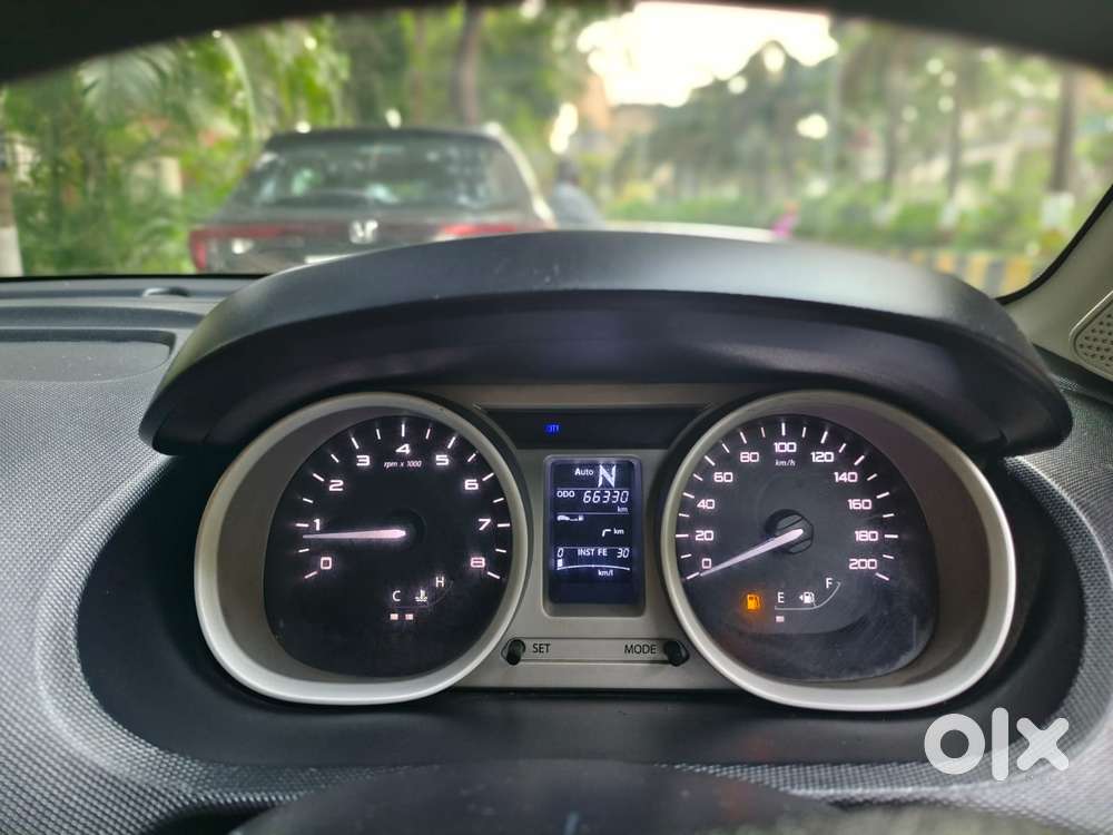 Tata Tiago 1.2 Revotron Xta, 2017, Petrol
