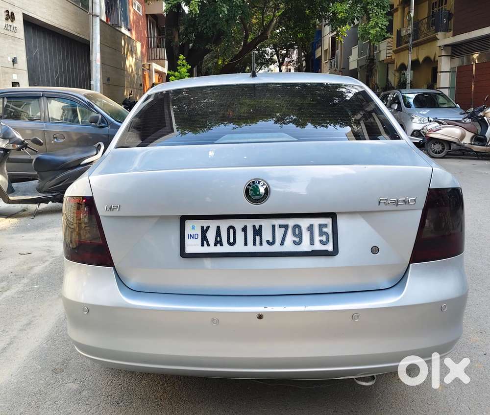 Skoda Rapid 1.6 Mpi At Ambition Plus, 2013, Petrol