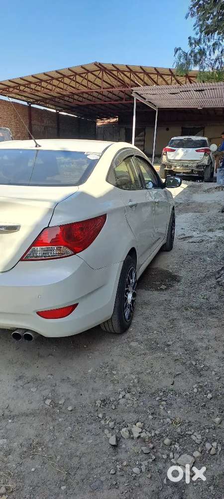 Hyundai Verna Ex 2013
