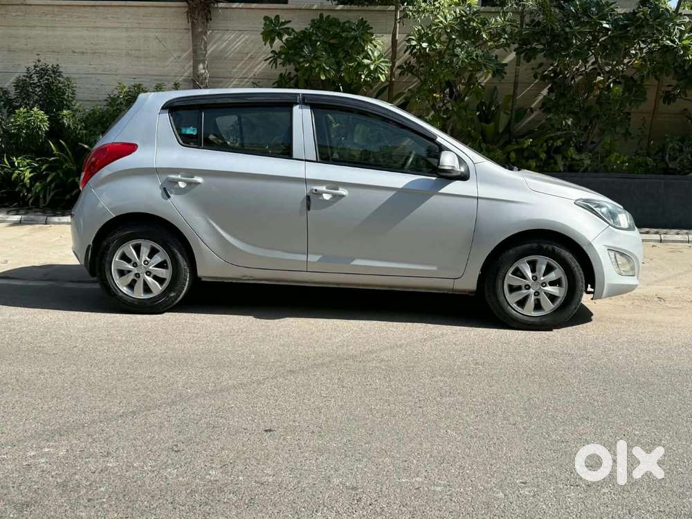 Hyundai I20 Sportz 1.2 Bs-iv, 2013, Petrol