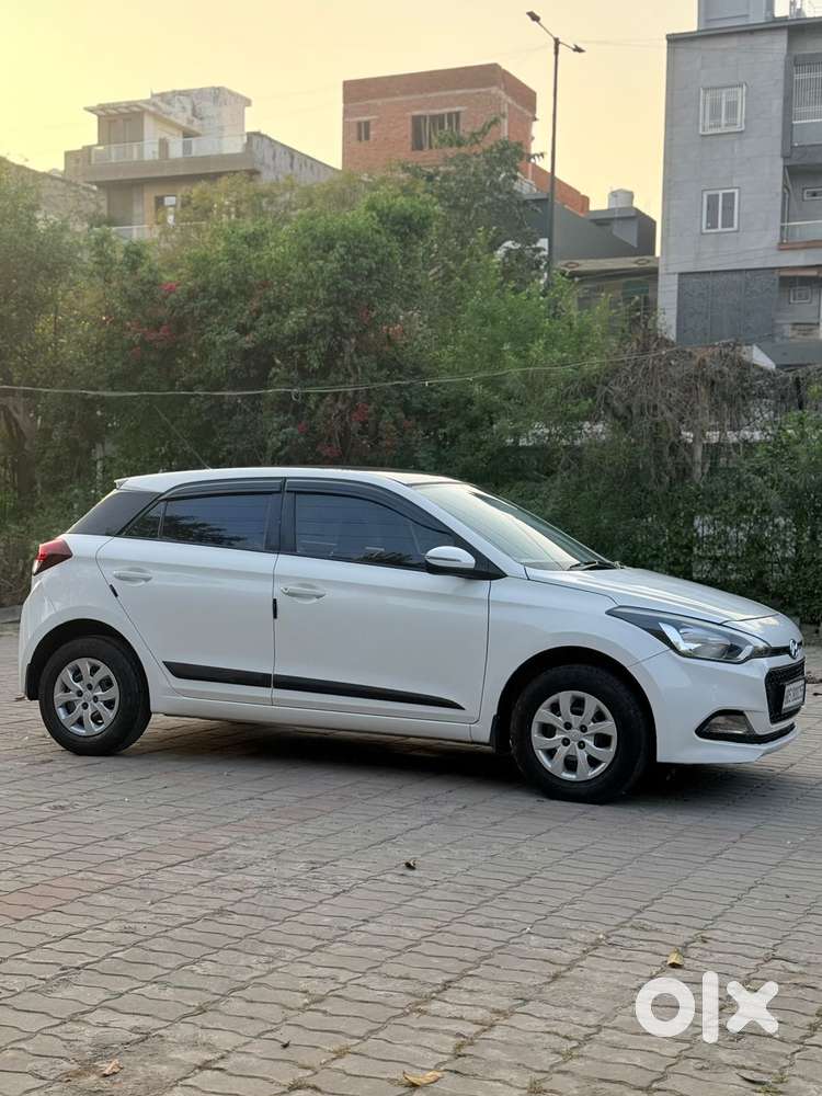 Hyundai Elite I20 Sportz (o) 1.2, 2017, Petrol