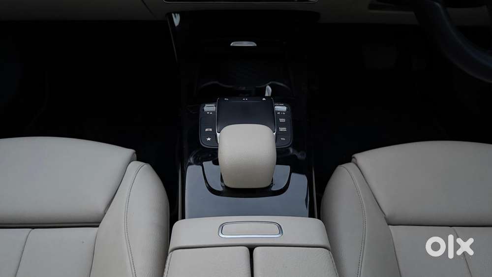 Mercedes-benz A-class Limousine 200, 2021, Petrol