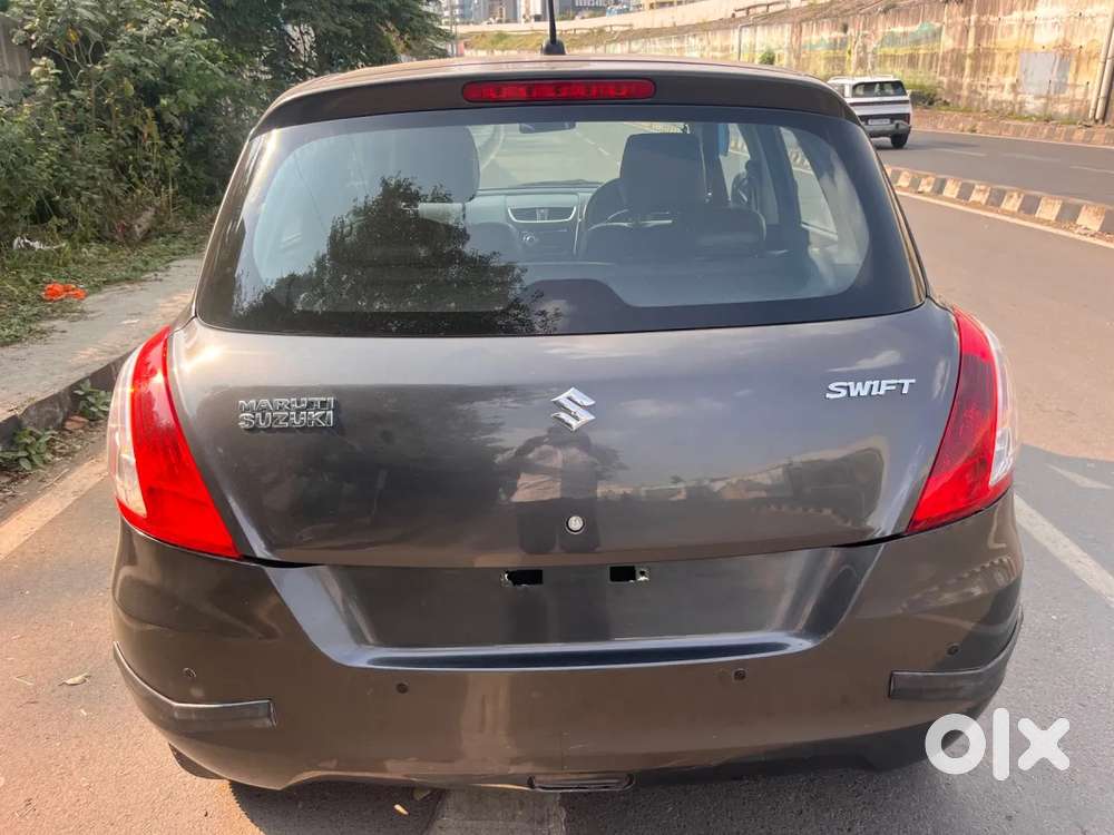 Maruti Suzuki Swift Lxi Optional-o, 2016, Petrol