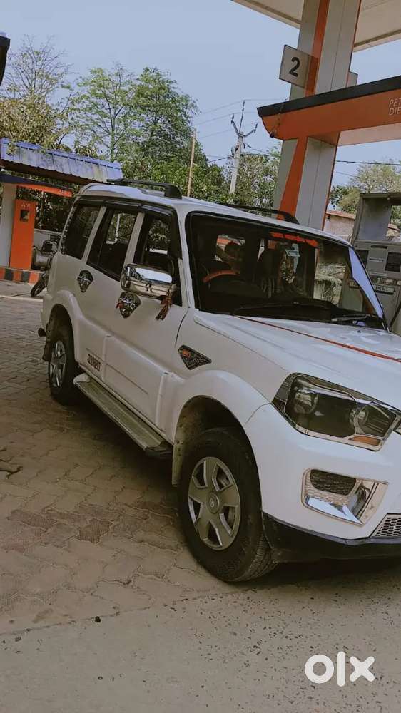 Mahindra Scorpio Classic 2015 Diesel 150000 Km Driven
